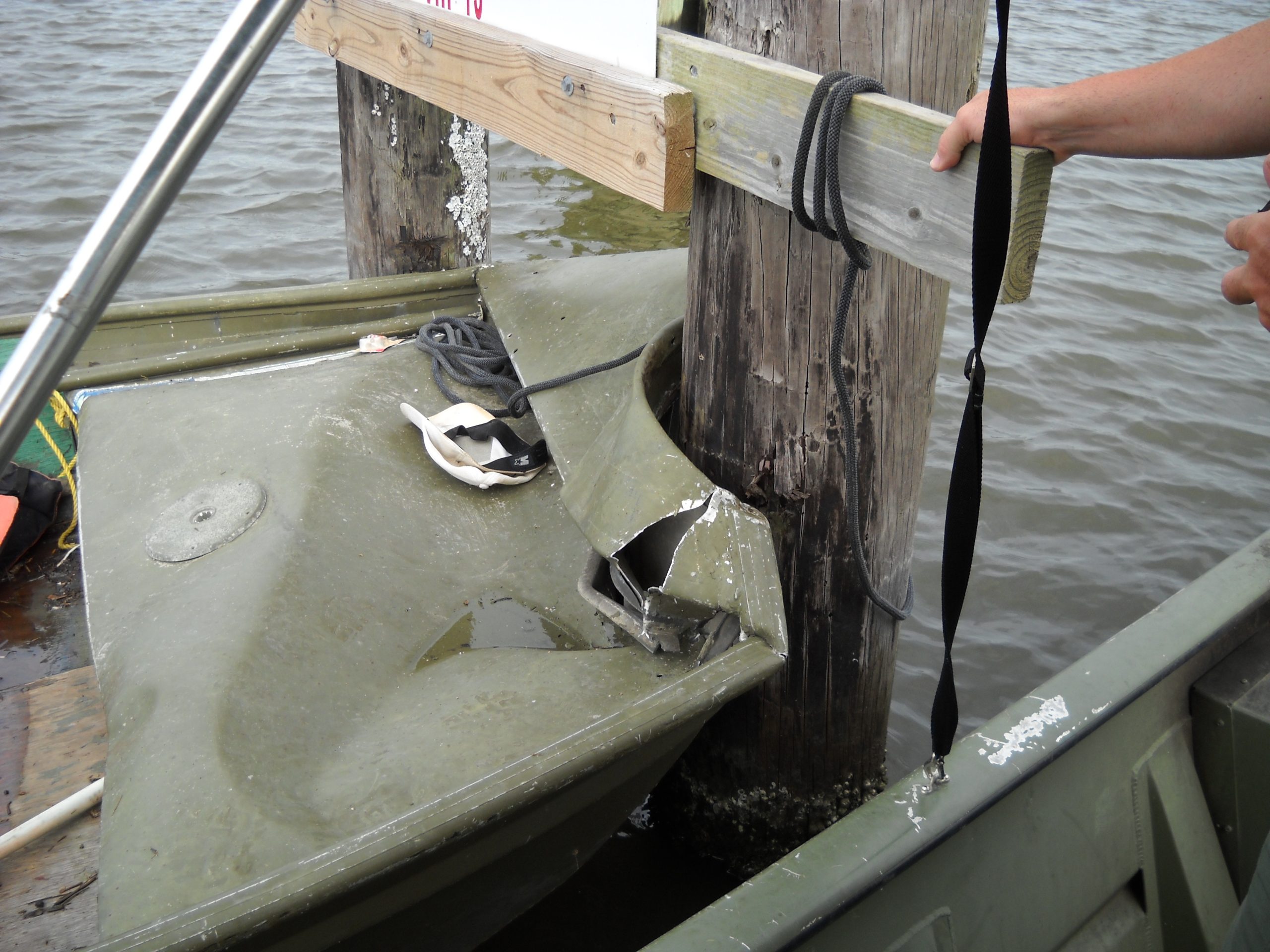 flat boat accident with piling